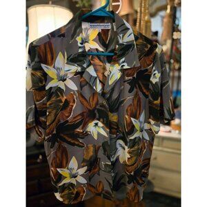 WT# 1083 Women's Medium Westbound Petites Short Sleeve Button Front Blouse